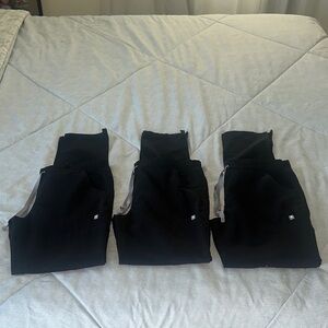 Figs straight leg scrub pants! $20 EACH, zipper is broken look at picture.